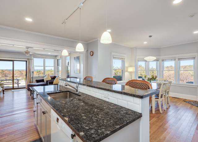 Property at 261 Linnell Landing Rd #3, Brewster, MA 02631, 2 beds, 1 bath