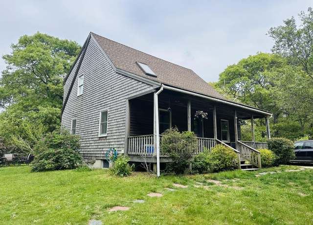 Property at 96 Machester Ave, Oak Bluffs, MA 02557, 3 beds, 6.5 baths