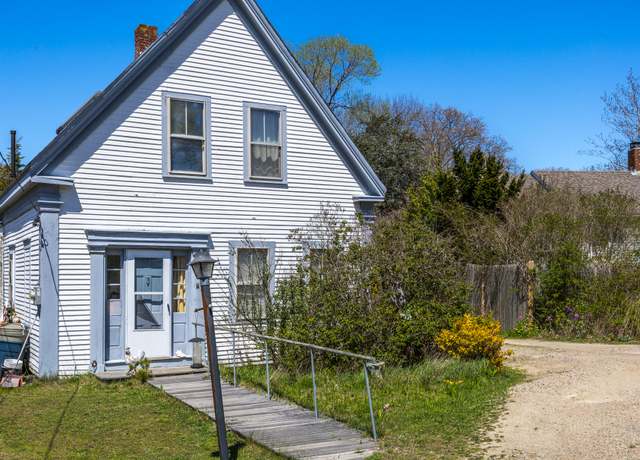 Property at 37 D Court St, Provincetown, MA 02657, 3 beds, 3 baths
