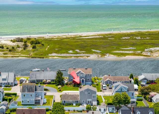 Property at 16 Beach View Rd, West Dennis, MA 02670, 4 beds, 2.5 baths