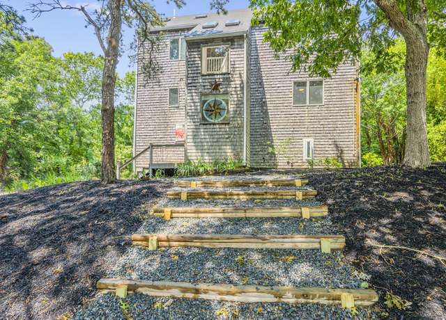 Property at 35 Burnside St, Plymouth, MA 02360, 3 beds, 2.5 baths