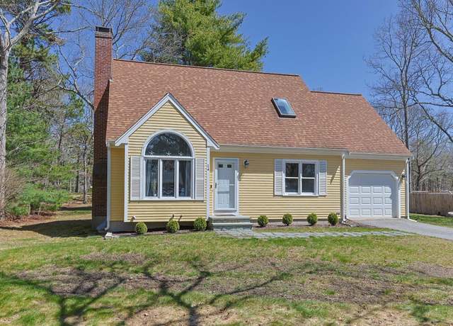 Property at 14 Sarah Lawrence Rd, Sandwich, MA 02563, 3 beds, 2 baths