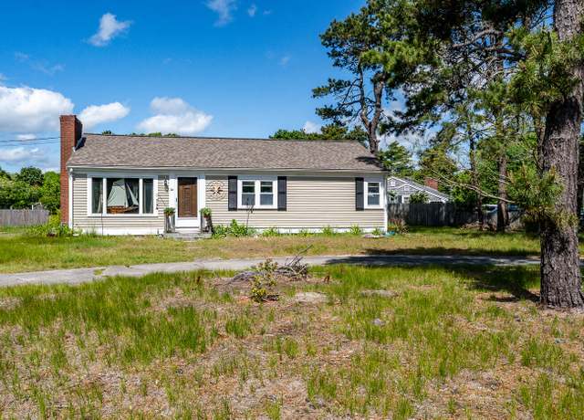 Property at 24 Hazelmoor Rd, South Yarmouth, MA 02664, 3 beds, 1 bath