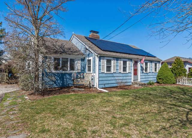 Property at 41 Edwards Ave, Dennis Port, MA 02639, 2 beds, 1 bath