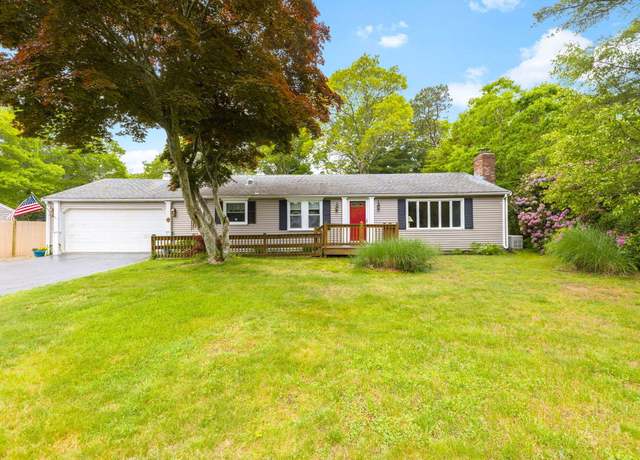 Property at 65 Thistle Dr, Centerville, MA 02632, 2 beds, 3 baths
