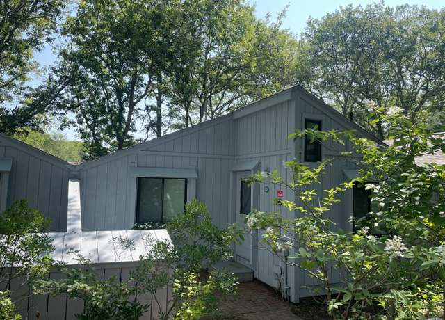 Property at 251 Shore Dr Unit C3, Mashpee, MA 02649, 2 beds, 1 bath