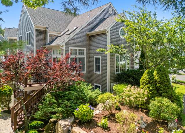 Property at 71 Blue Spruce Way, Mashpee, MA 02649, 2 beds, 3.5 baths