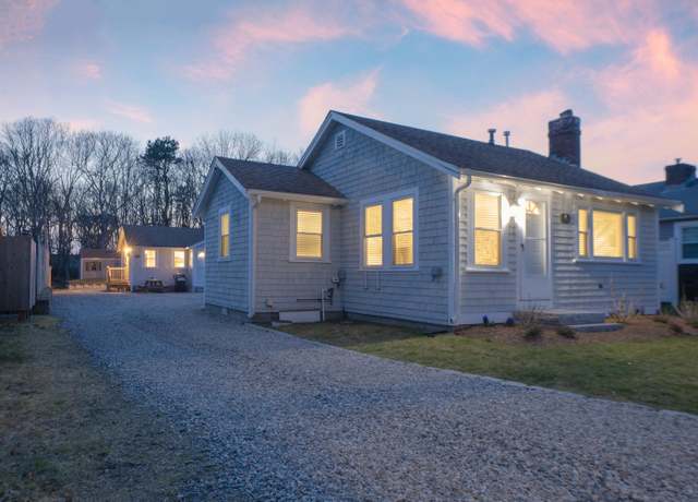 Property at 121 Seaview Ave Unit A & B, South Yarmouth, MA 02664, 4 beds, 2 baths