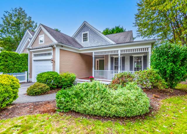 Property at 1 Applewood Ct, Bourne, MA 02532, 2 beds, 2.5 baths
