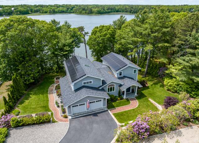 Property at 585 Santuit Rd, Cotuit, MA 02635, 5 beds, 5.5 baths