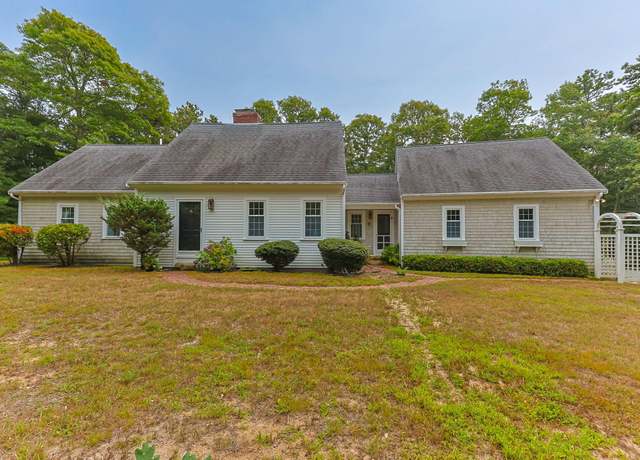 Property at 17 Crescent Rdg, Orleans, MA 02653, 3 beds, 2.5 baths
