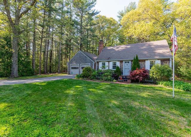 Property at 188 Church St, Duxbury, MA 02332, 4 beds, 2 baths