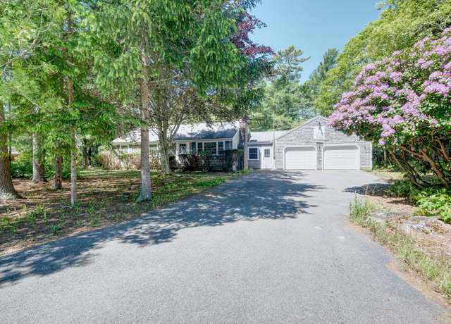 Property at 175 Knotty Pine Ln, Centerville, MA 02632, 3 beds, 2.5 baths