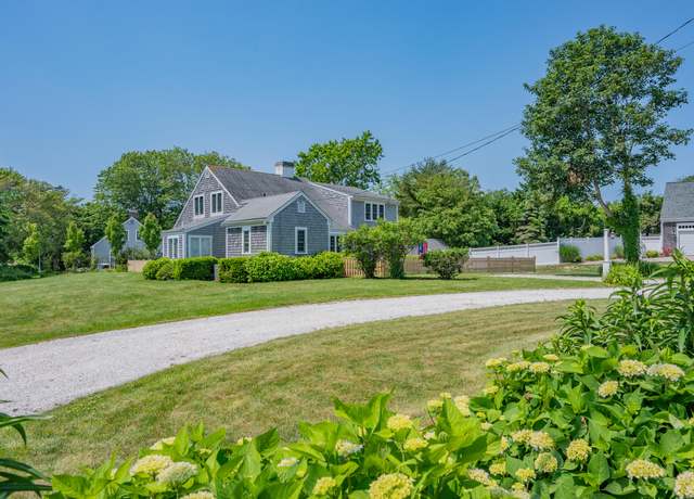 Property at 11 Seaside Ave, Dennis, MA 02638, 4 beds, 1.5 baths