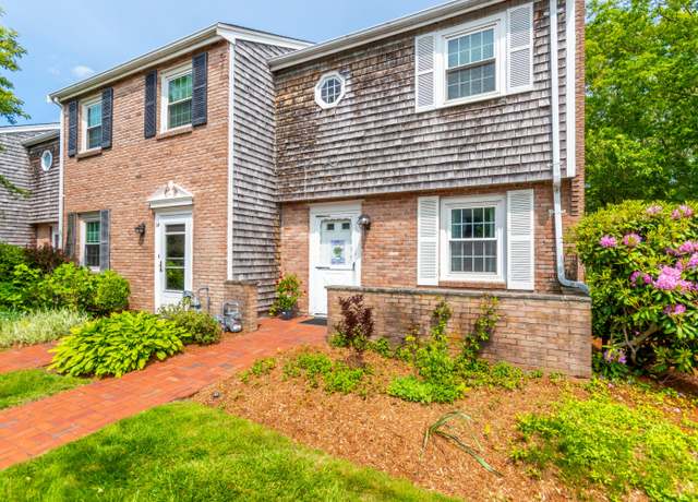 Property at 66 Captain Cook Ln Unit 66 Bldg 7, Hyannis, MA 02601, 2 beds, 1.5 baths