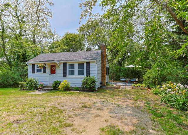 Property at 1079 State Hwy #14, Eastham, MA 02642, 1 bed, 1 bath