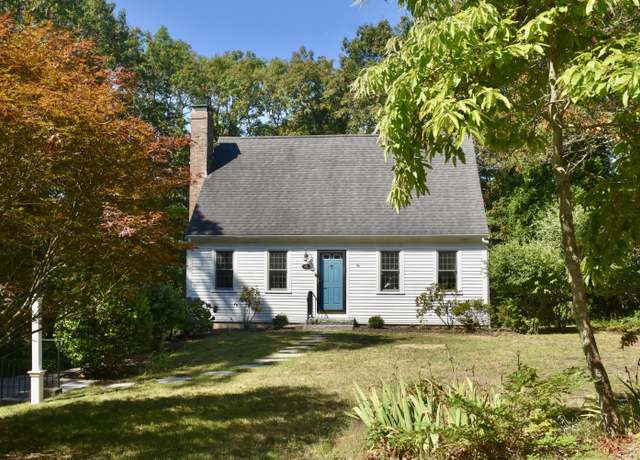 Property at 43 Christopher Hollow Rd, Sandwich, MA 02563, 3 beds, 2 baths
