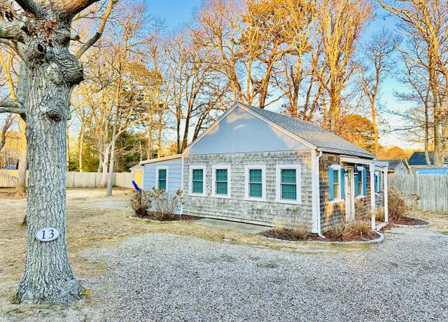 Property at 90 Seaview Ave Unit 13M, South Yarmouth, MA 02664, 3 beds, 1 bath