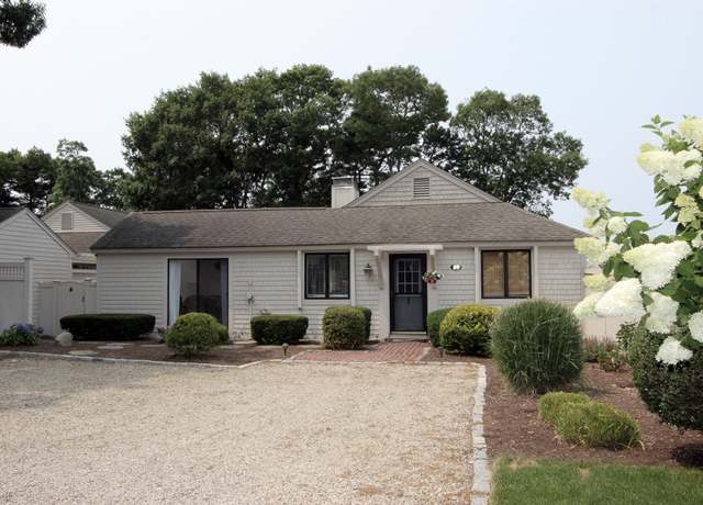 Property at 59 Mashie Cir, Mashpee, MA 02649, 2 beds, 2 baths