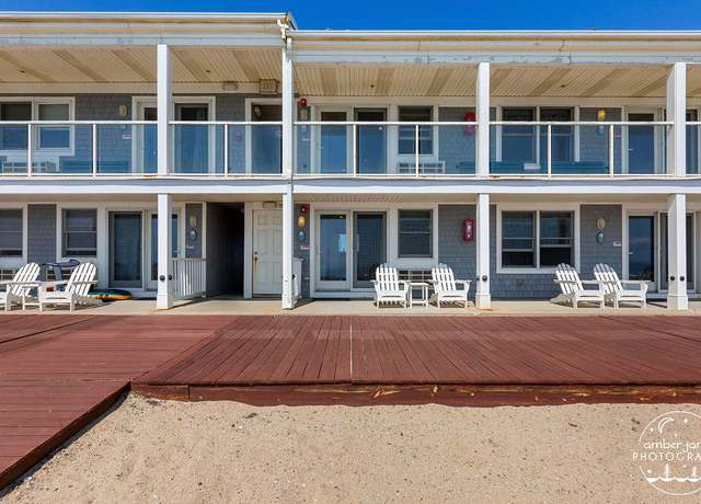 Property at 496 Shore Rd #3, Truro, MA 02666, 1 bed, 1 bath