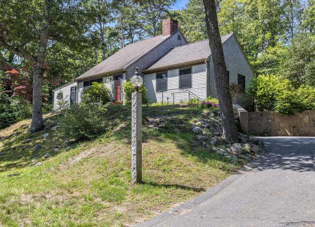 Property at 19 Ridgewood Rd, Orleans, MA 02653, 4 beds, 3.5 baths
