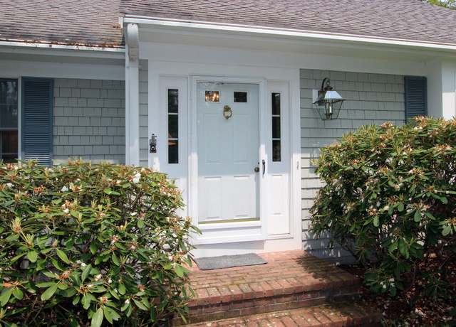 Property at 81 Red Maple Rd, Brewster, MA 02631, 4 beds, 2.5 baths