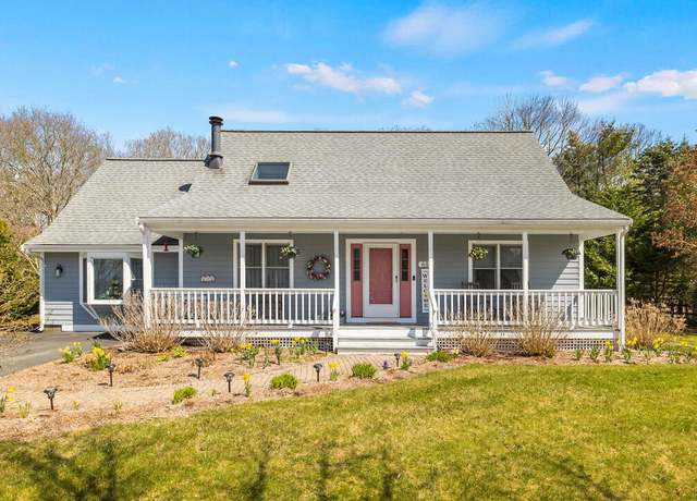 Property at 61 Meadow View Dr, East Falmouth, MA 02536, 3 beds, 2 baths