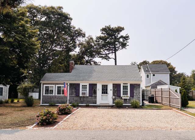 Property at 7 Ferncliff Rd, Dennis Port, MA 02639, 2 beds, 1 bath