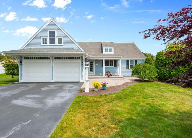 Property at 101 Polaris Dr, Mashpee, MA 02649, 3 beds, 2 baths