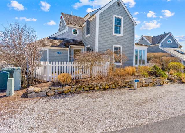 Property at 4 Vineyard View Ln, Mashpee, MA 02649, 2 beds, 2 baths