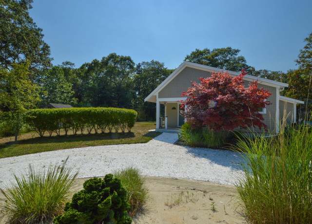 Property at 746 Carriage Shop Rd, East Falmouth, MA 02536, 2 beds, 1 bath