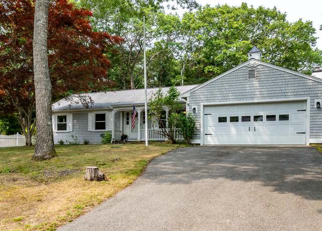 Property at 189 Patriot Way, Centerville, MA 02632, 3 beds, 2 baths