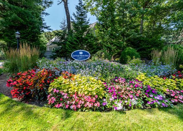Property at 111 Waterline Dr S, Mashpee, MA 02649, 4 beds, 2.5 baths