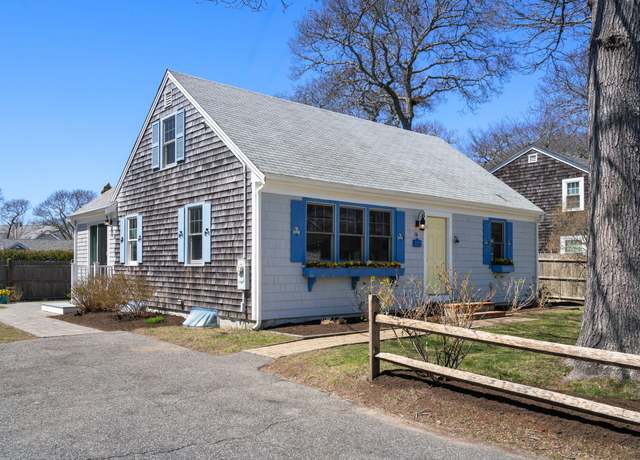 Property at 16 Eldona Ave, Falmouth, MA 02540, 4 beds, 1.5 baths
