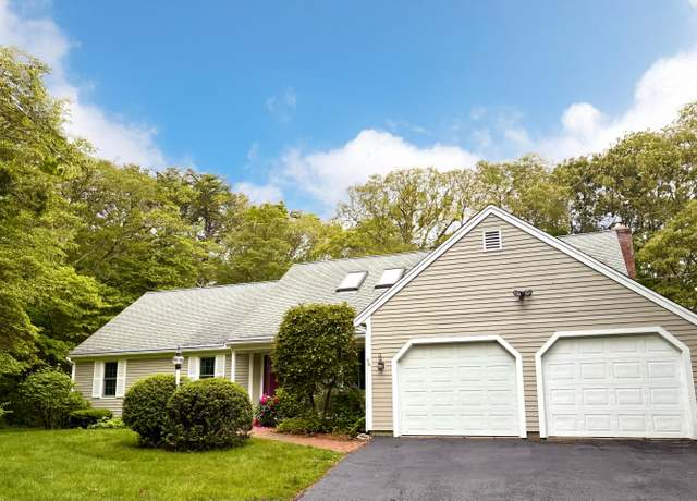 Property at 160 Coachman Ln, Marstons Mills, MA 02648, 3 beds, 2 baths