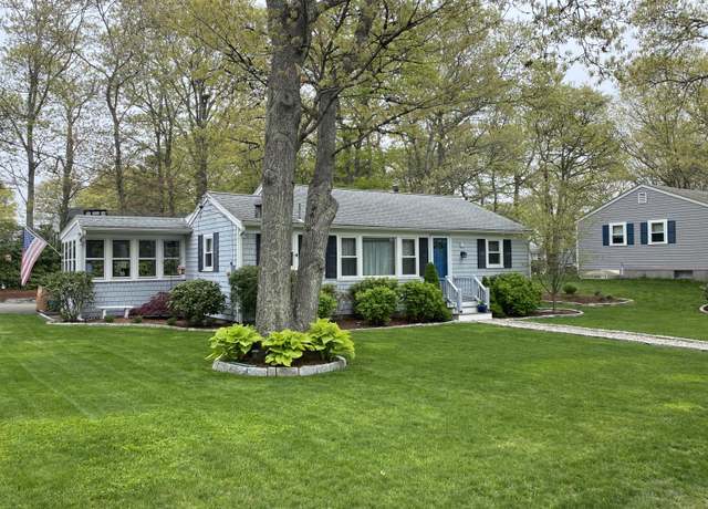 Property at 2 Naushon Rd, Mashpee, MA 02649, 3 beds, 1 bath