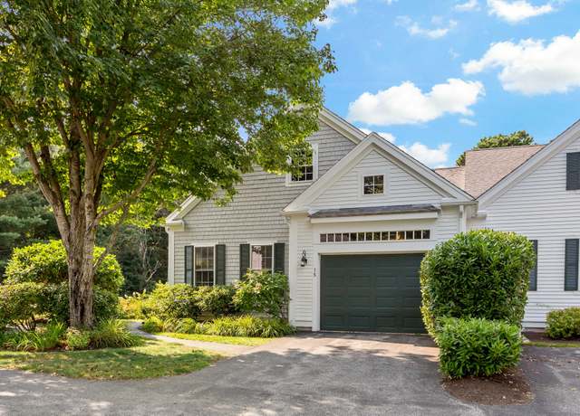 Property at 15 Berrywood Ct, Bourne, MA 02532, 2 beds, 3.5 baths