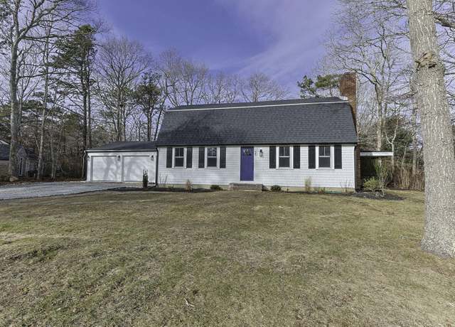 Property at 35 Stoney Cliff Rd, Centerville, MA 02632, 3 beds, 2 baths