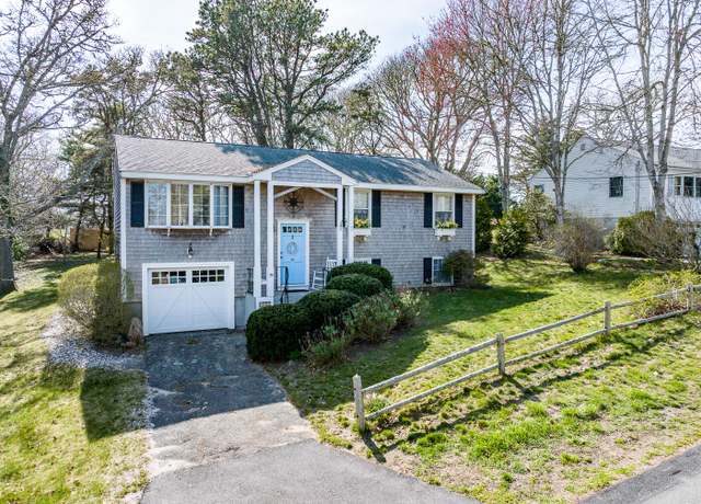 Property at 99 Heritage Ln, Chatham, MA 02633, 3 beds, 1 bath