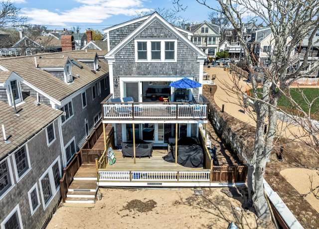 Property at 385 Commercial St Unit U4, Provincetown, MA 02657, 1 bed, 1.5 baths
