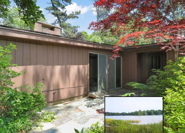Property at 155 Glen Charlie Rd, East Wareham, MA 02538, 2 beds, 1 bath