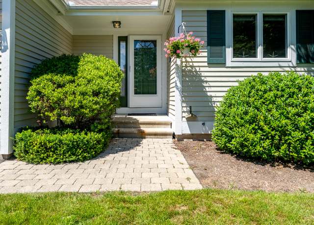 Property at 115 Pine Hill Blvd, Mashpee, MA 02649, 2 beds, 2 baths
