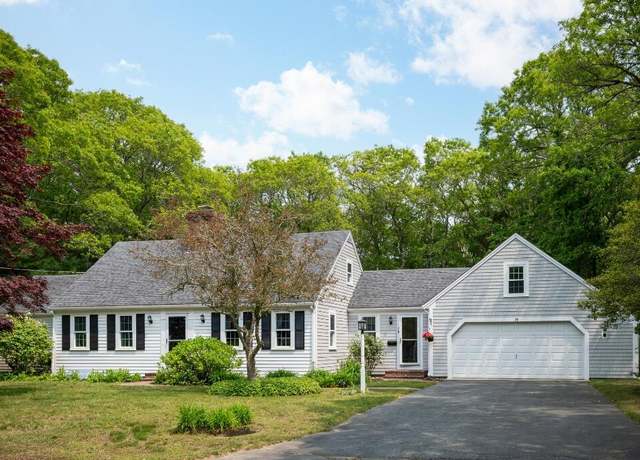 Property at 79 Rolling Hitch Rd, Centerville, MA 02632, 3 beds, 2.5 baths