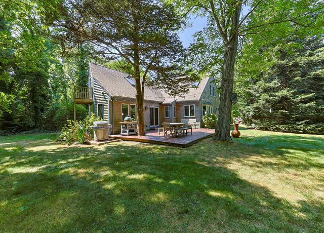 Property at 241 Tonset Rd, Orleans, MA 02653, 3 beds, 2.5 baths