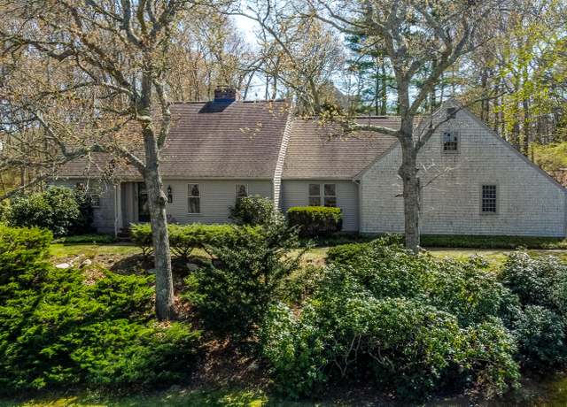 Property at 53 Wingfoot Dr, Cummaquid, MA 02637, 3 beds, 2.5 baths
