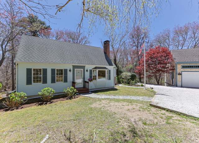 Property at 50 Hemenway Rd, Eastham, MA 02642, 2 beds, 2 baths