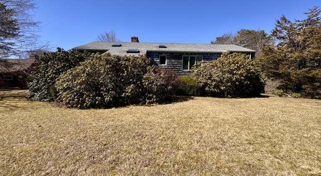 Photo of 201 Oxford Dr, Cotuit, MA 02635