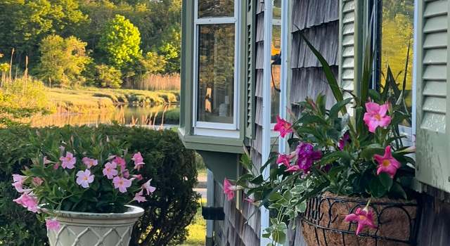Photo of 7 George St, Barnstable, MA 02630