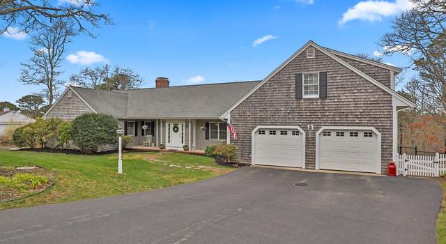Photo of 595 Riverview Dr, Chatham, MA 02633