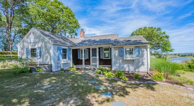 Property at 160 Marston Ave #18, Hyannis Port, MA 02647, 2 beds, 1.5 baths